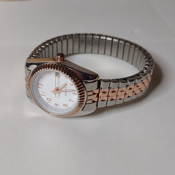 6 Inch Two Tone Metal Stretch Watch With White Dial - Picture 11 of 12